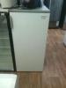Használt jól működő LEHEL HB 240 egyajtós hűtőszekrény hűtő