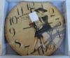 Patisserie fekete kalapos nővel - kerek design fali óra